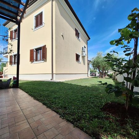 Apartmani Berber Babici Esterno foto