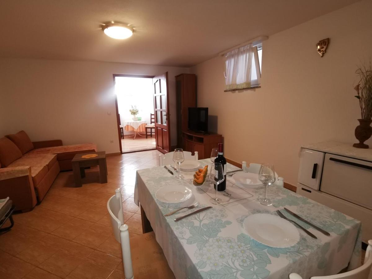 Apartmani Berber Babici Esterno foto