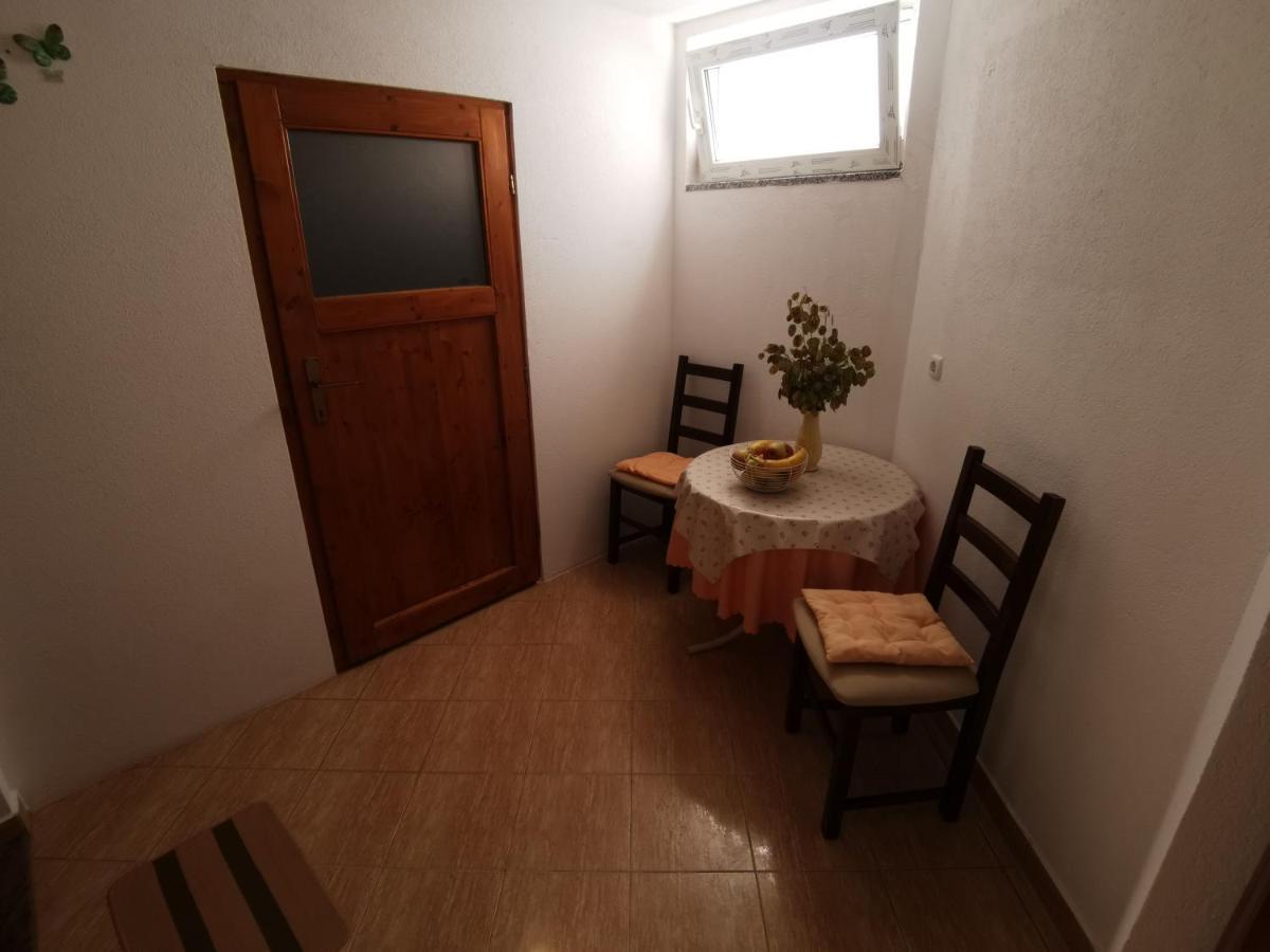 Apartmani Berber Babici Esterno foto