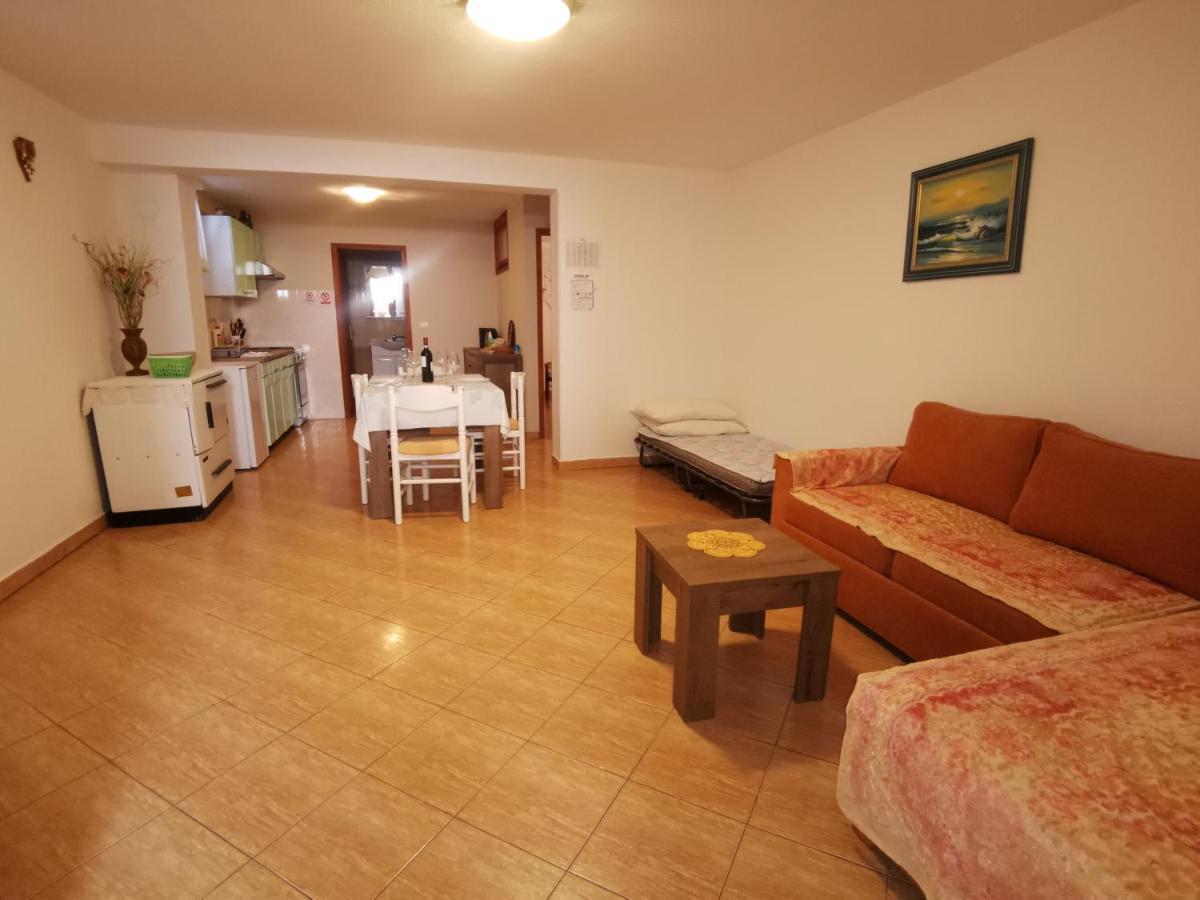 Apartmani Berber Babici Esterno foto